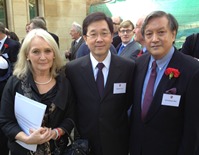 From left: Prof. Sian Griffiths (left), Director of the Jockey Club School of Public Health and Primary Care and Senior Advisor (International Academic Development); The Hon Stephen Lam, GBM, GBS, former Chief Secretary for Administration of the HKSAR government; and Christopher Mok, who funds the Mok Hing Yiu Lecture.